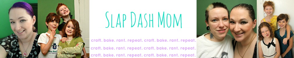 Slap Dash Mom logo
