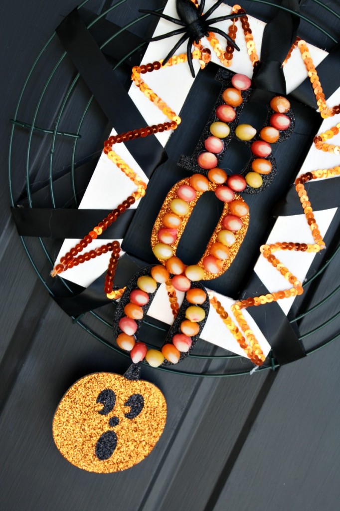 BOO Door Hanger DIY Project #StarburstCandyCorn