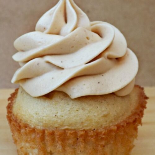 Cinnamon Roll Cupcake