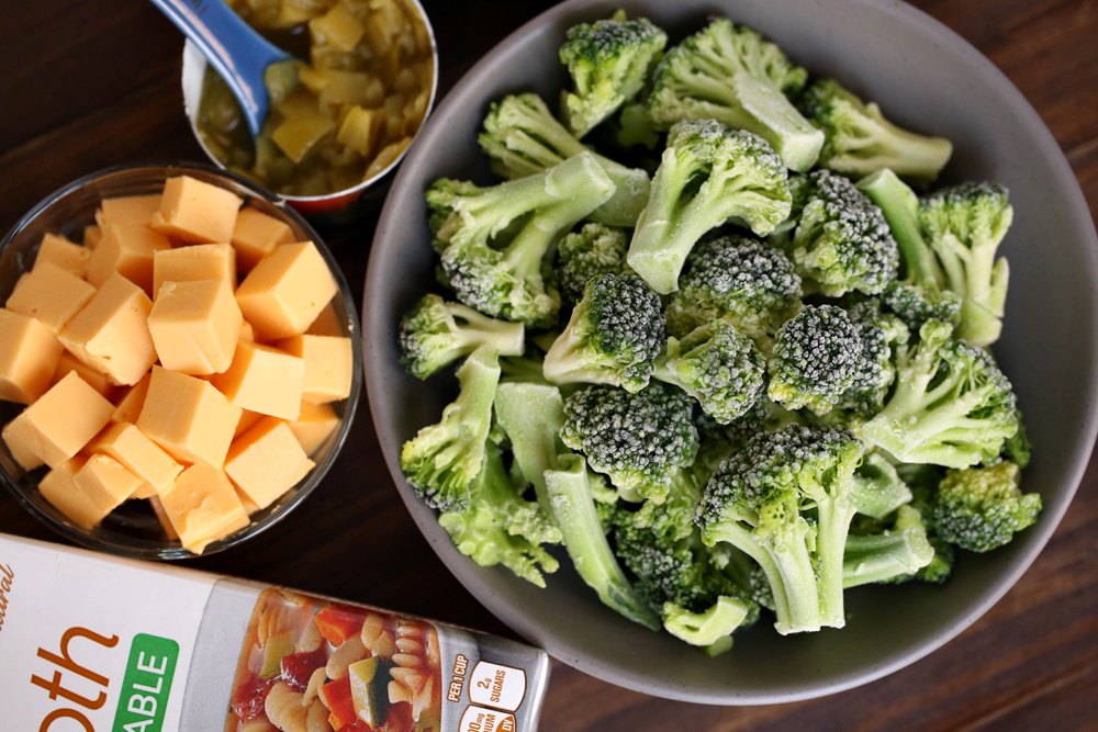 Weight Watchers Friendly Broccoli Cheddar Soup 2 SmartPoints