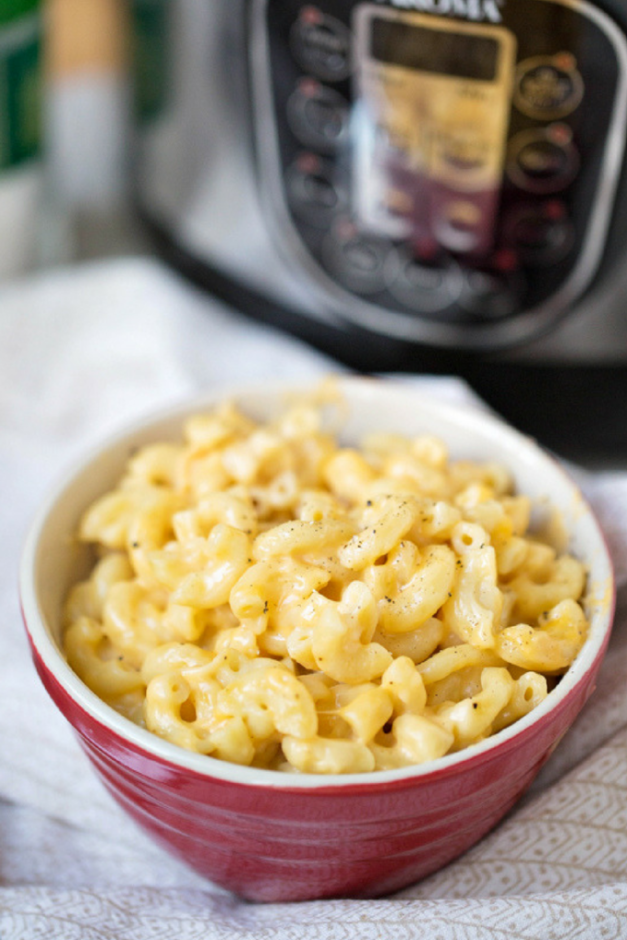 homemade mac and cheese with evaporated milk