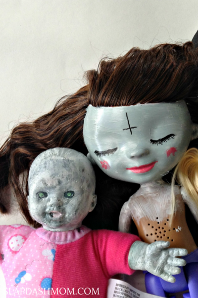DIY Halloween Dolls
