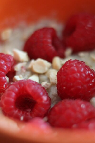 Raspberry Almond Oatmeal