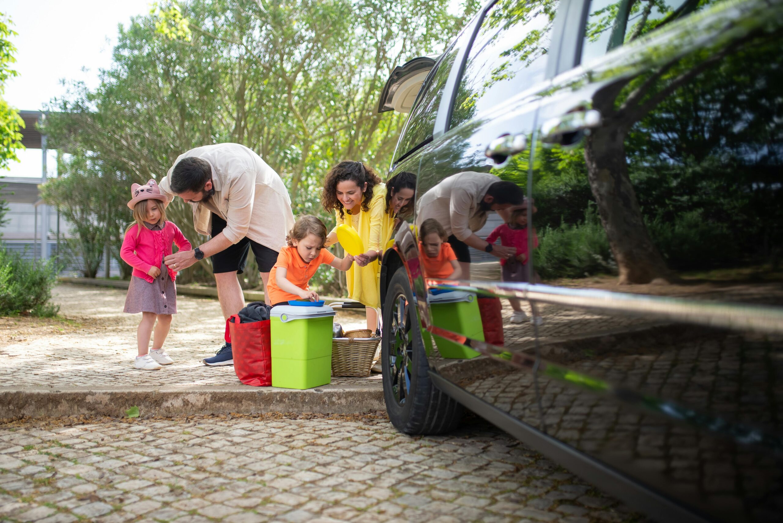 How to Choose the Best Family Car: What Moms Need to Know