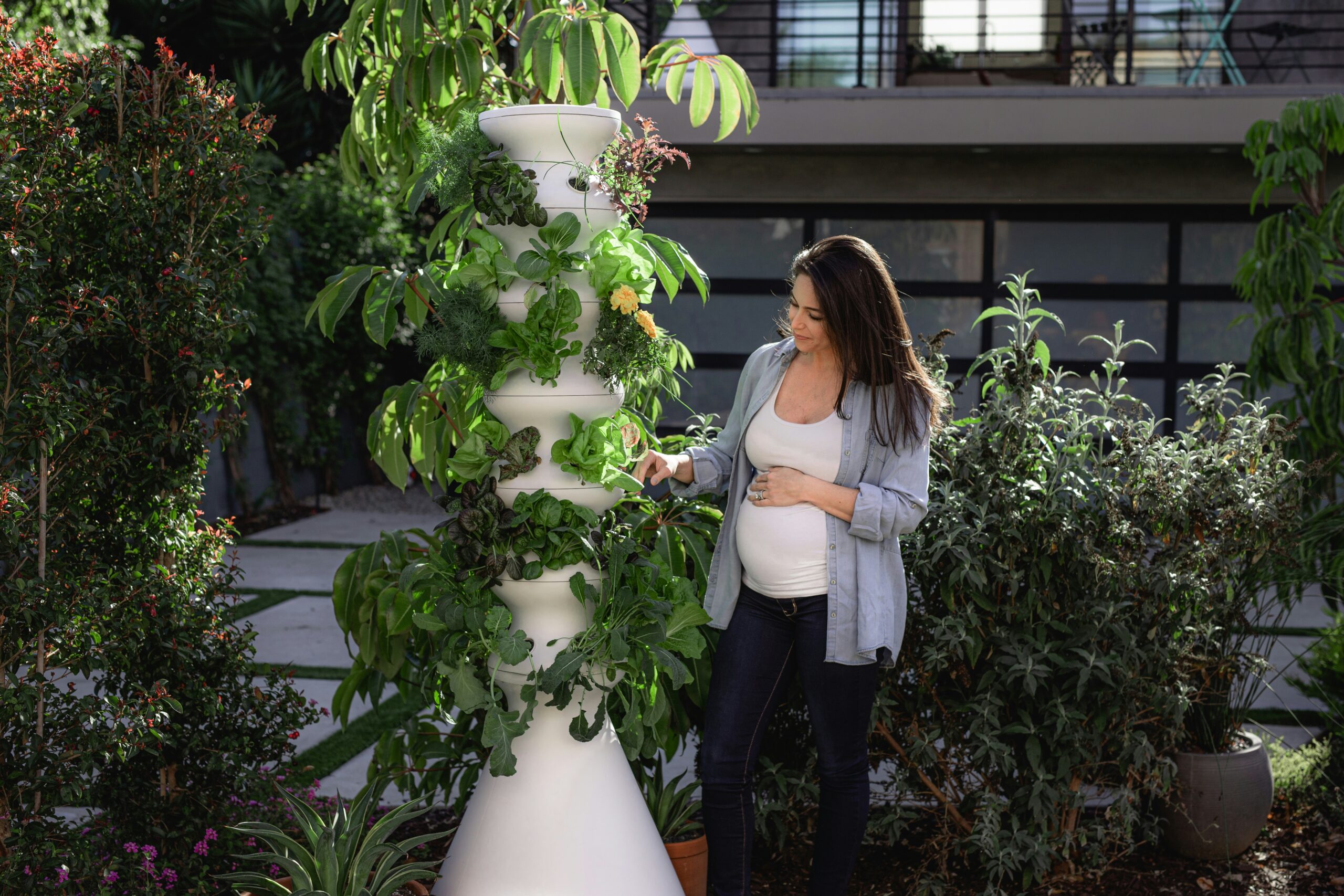Easy-Care Garden Plants Every Mom Will Love